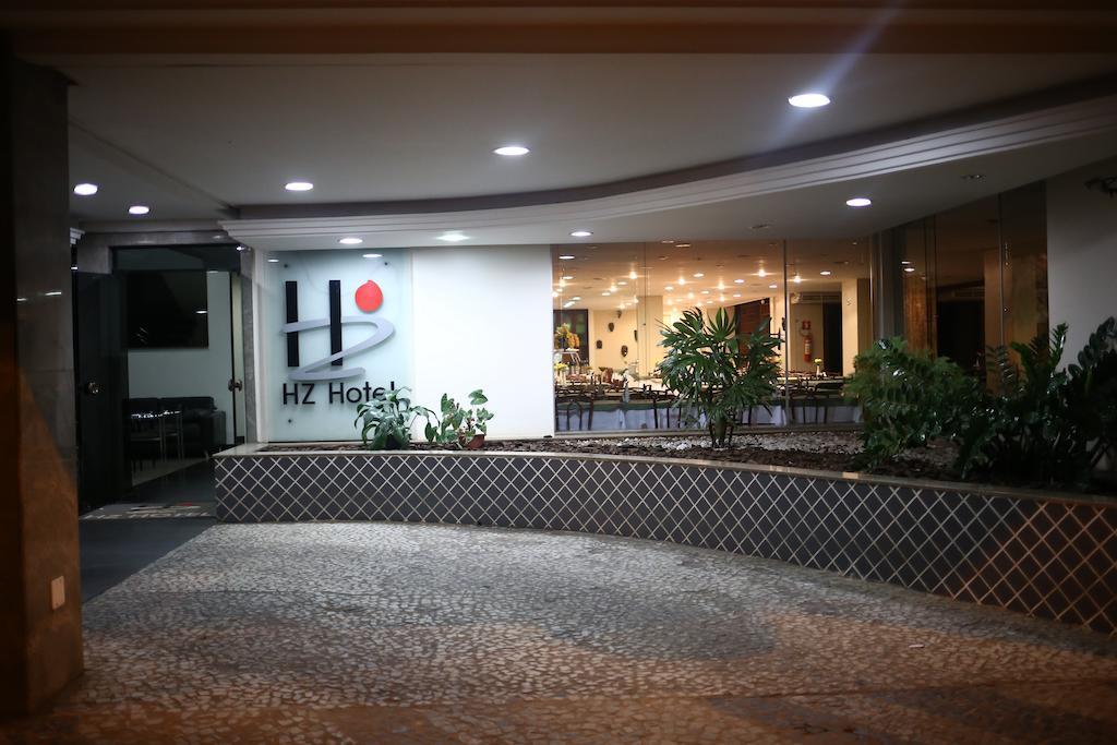 Hz Hotel Patos de Minas Buitenkant foto